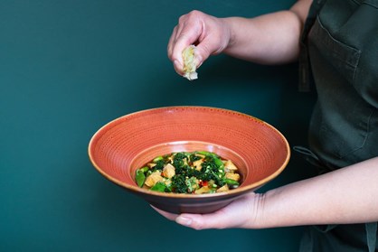 02 Dak Suppemedwonton Okse Går Grønt Bredformat 1200Px